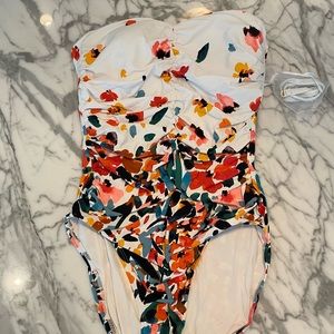 Strapless Anne Cole swimsuit. NEW with tags!